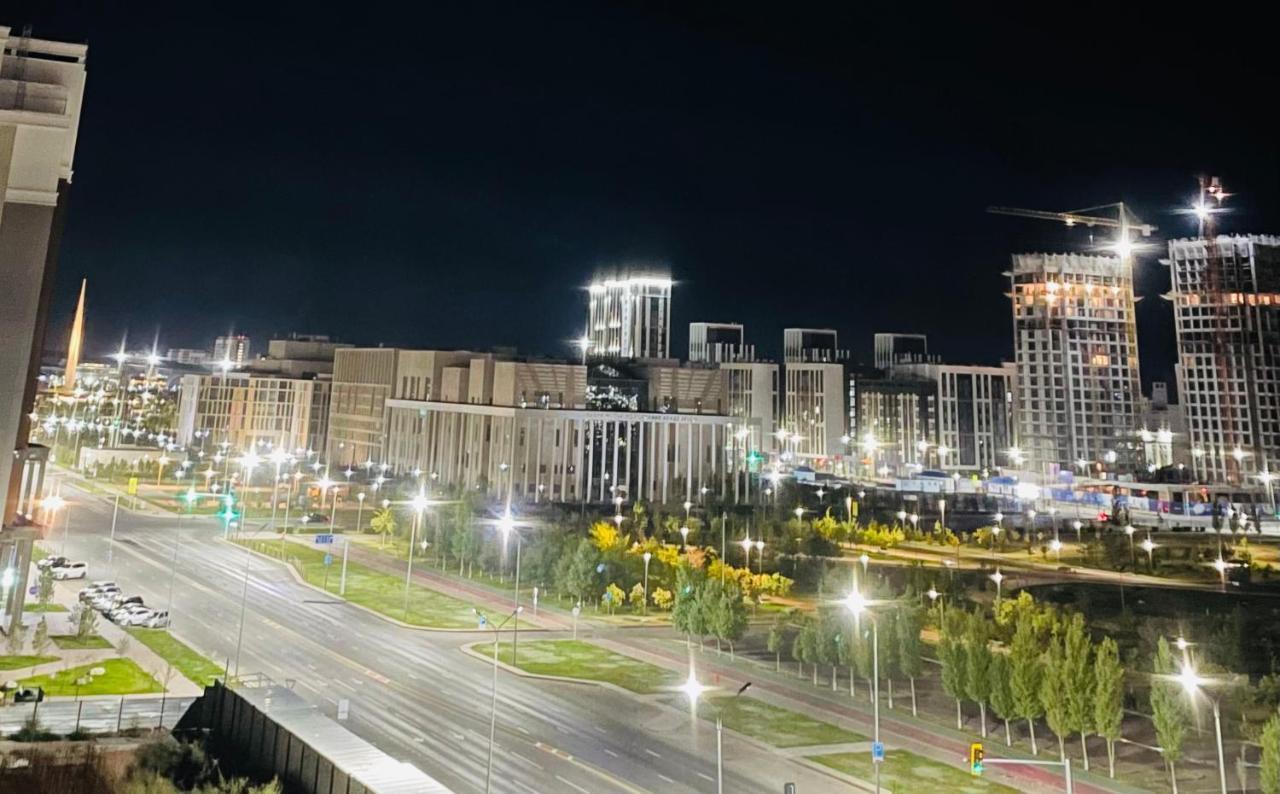 Park Avenue Напротив Ботанического Сада Nur-Sultan  Exterior photo